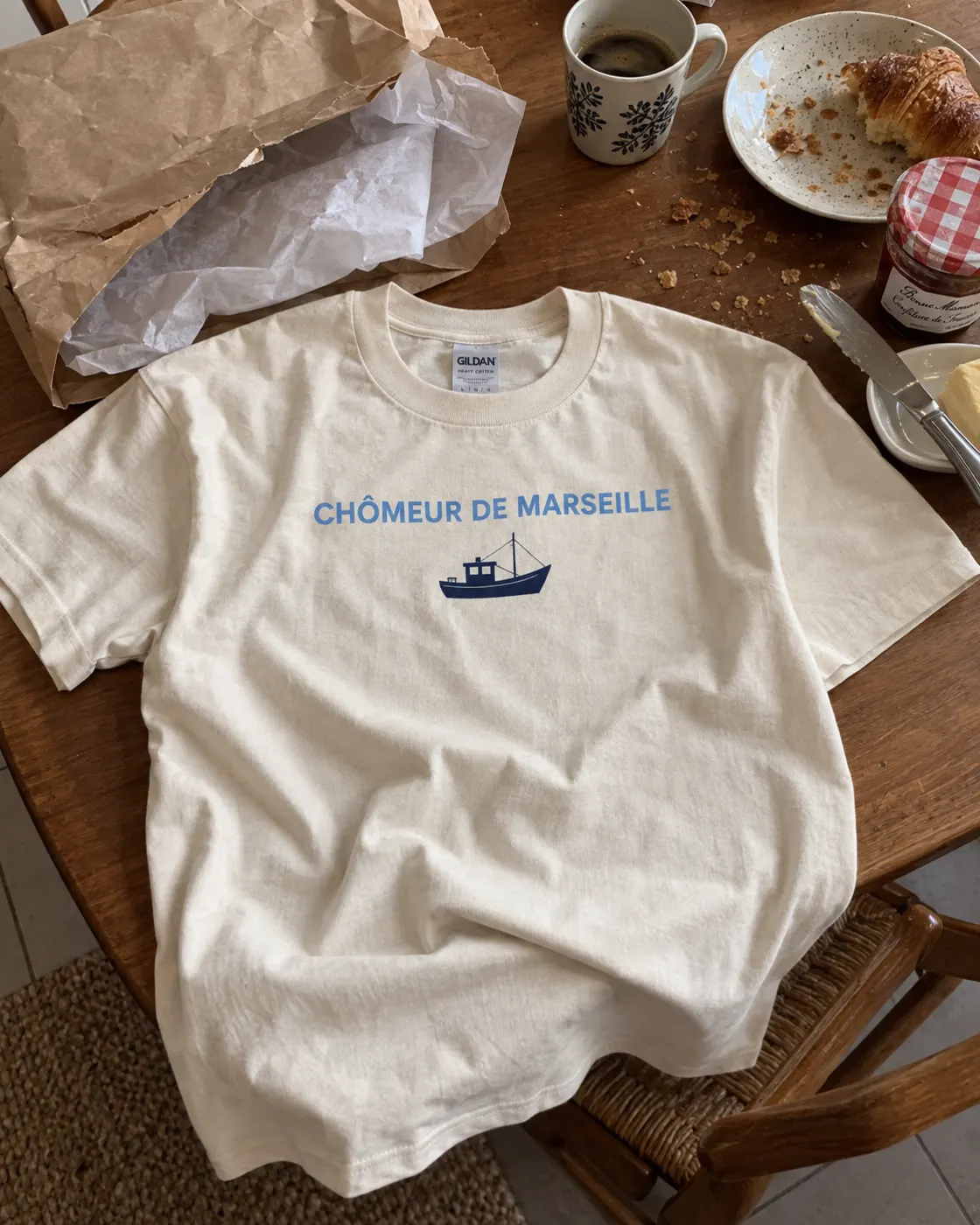 Chômeur de Marseille — écru porté par un client